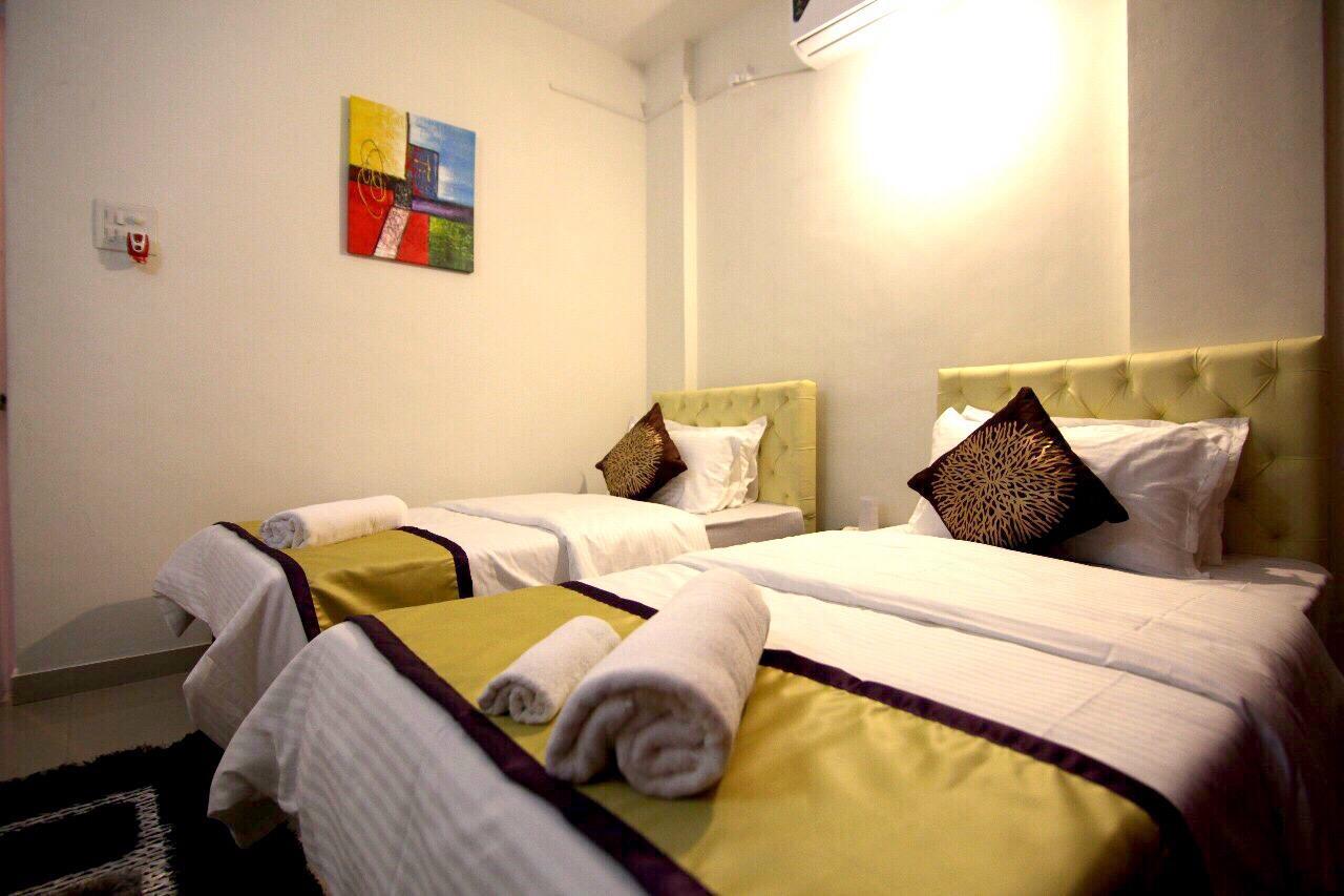 Veridical Hospitality, Baner - Pune Bed and Breakfast Exteriör bild