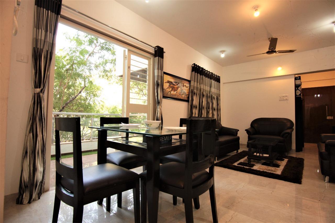 Veridical Hospitality, Baner - Pune Bed and Breakfast Exteriör bild